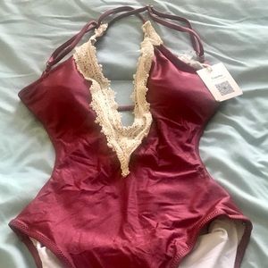 Cupshe one piece bathing suit
